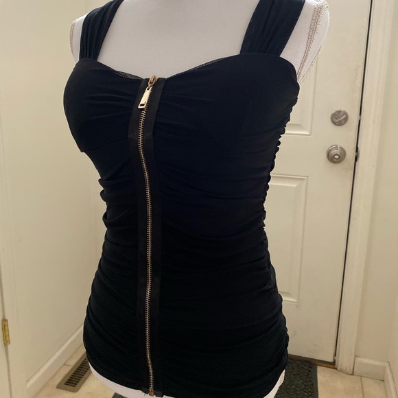 French Front Zipper Top - Picture 2 of 8